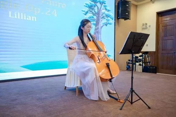 被加州大学伯克利分校录取的诺达学子Lillian – 心中有爱,眼中有光的六边形女孩 - Lillian