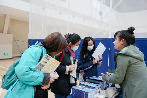 NACIS校园内的英国大学展,您Get到最新留学趋势了吗? - NACIS University Fair