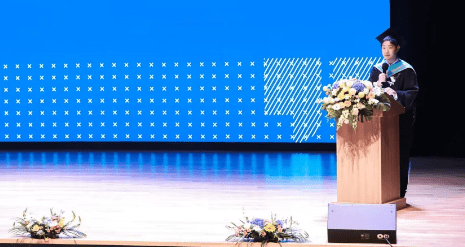 2024 毕业季！我们站在未来的边缘，准备跃入人生的下一个篇章 - Graduation ceremony