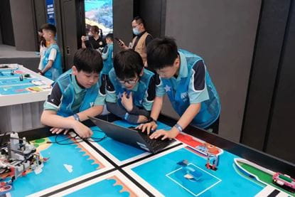诺达双语学校小学部机器人校队再创佳绩 - WRO