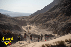 诺达学子跟着奥运冠军王丽萍再闯戈壁 - Gobi