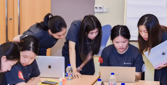 当NACIS的中学生成为一名“员工”,会有怎样的职业体验? - Career Experience