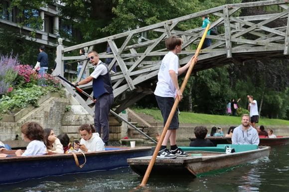 为了与Gogo成为校友,暑假诺达学子去了“剑桥” - Cambridge Experience