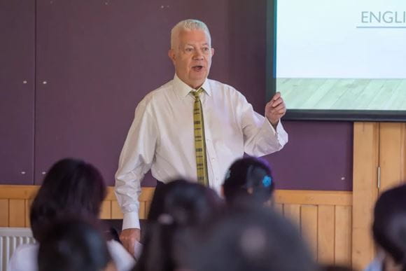 为了与Gogo成为校友,暑假诺达学子去了“剑桥” - Cambridge Experience