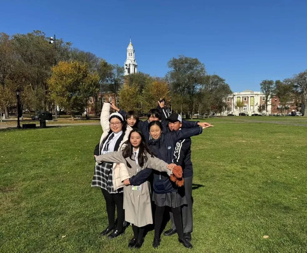 祝贺NACIS17名学子从耶鲁总决赛凯旋！ - WSC