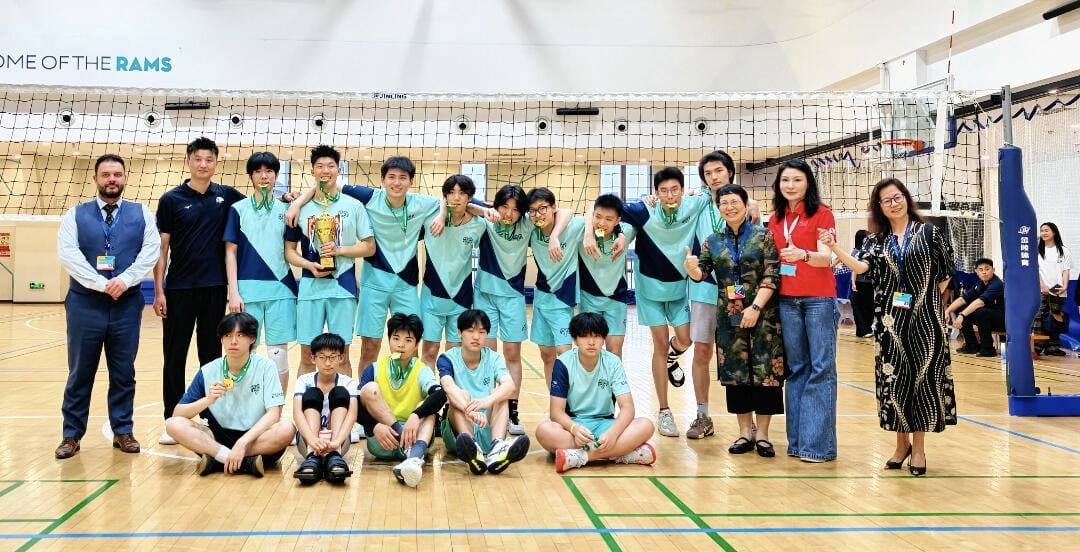 U19男子排球队拿下上海国际学校联盟D1的冠军 NACIS Boys U19 Volleyball Team Won SSSA D1 Championship - U19 winner