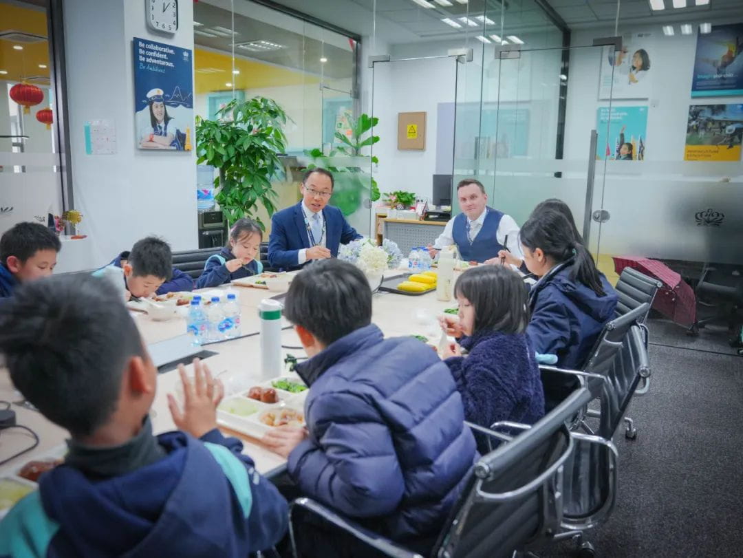 龙行龘龘，前程朤朤。我们开学啦！ - New Semester