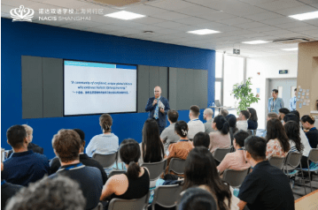 别眨眼,NACIS新教师天团闪亮登场! - Teachers