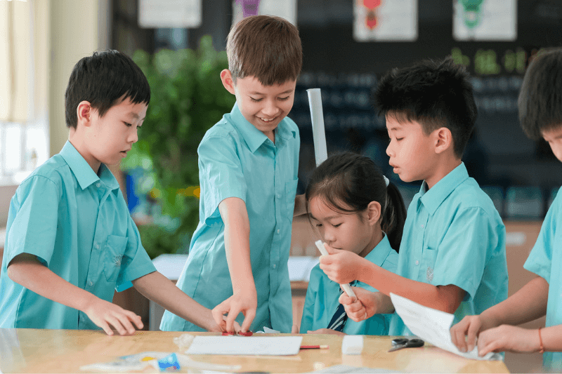 Home - 05 - visualTimeline-EN